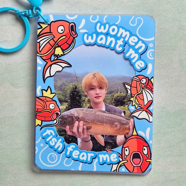 Fish Fear Me Toploader Keychains